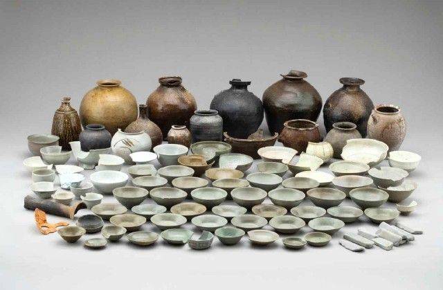 군산 선유도 해역 출수 도자기들 /사진=문화재청