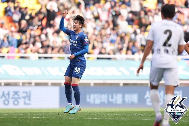 만회골을 넣은 수원 유제호 (한국프로축구연맹 제공)