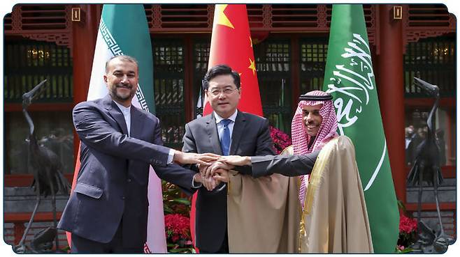중국에서 만난 사우디와 이란의 외교장관 / 연합뉴스