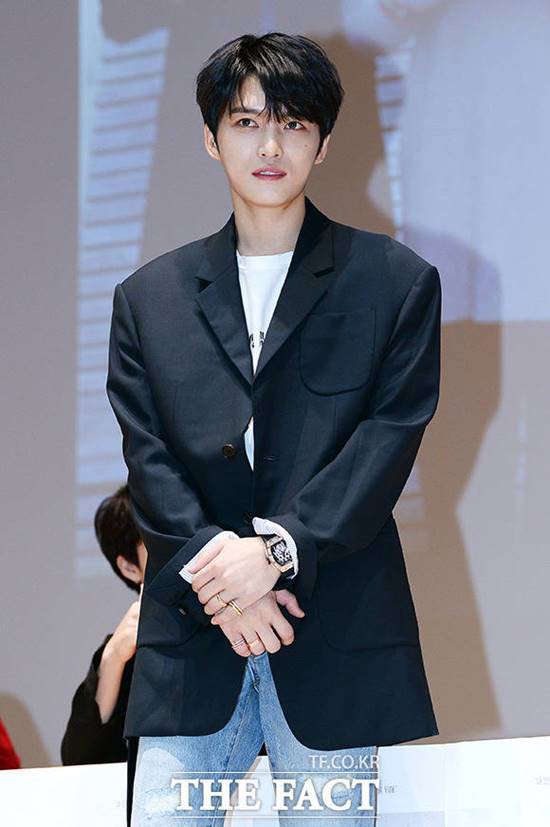 가수 겸 배우 김재중이 올해 4월 소속사 씨제스 스튜디오와 전속 계약 기간이 끝난다. <더팩트> 취재 결과 김재중은 재계약 의사가 없는 것으로 확인됐다. /더팩트 DB