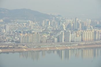 서울 한강변 아파트 단지 모습. / 사진=아시아경제DB