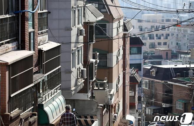 서울과 경기 등지에서 임차인 67명을 상대로 보증금 140억원을 돌려주지 않은 일당이 경찰에 붙잡혔다. 사진은 기사와 직접적인 상관이 없음. /사진= 뉴스1