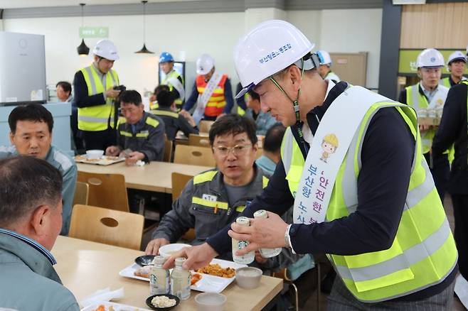 부산항 노·사·정 합동 안전 캠페인 [부산항운노조 제공]