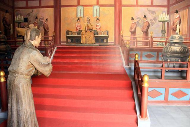 좌습유 신분으로 황제에게 간언하는 두보. ⓒ최종명