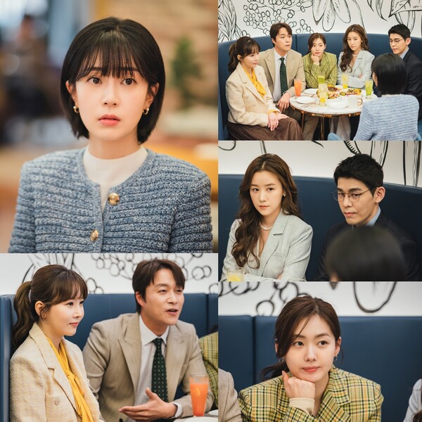 Baek Jin-hee The Real One Has Appeared!! Has an unexpected meeting with Ahn Jae-hyuns family.KBS 2TV Weekend The Real One Has Appeared!!(Directed by Han Joon-seo / Playwright Cho Jung-joo / Production Victory Contents) In the 10th episode, Baek Jin-hee is depicted in a cafe with the brothers and sisters of Tai Geng (Ahn Jae-hyun).The wedding ceremony of Gong Tai Geng and Jang Se-jin (Cha Joo-young) became a mess due to Oh Yeon-doo, and Oh Yeon-doo and Gong Tai Geng told In-ok Lee and Kang Bong- I agreed to become a fake couple by starting to act as a friendly lover in front of my family.On the other hand, Jang Se-jin found out that the woman who appeared at the wedding ceremony was Oh Yeon-doo, and visited the house of Tai Geng with Oh Yeon-doo at the request of Eun Geum-sil (Kang Bu-ja).Oh Yeon-doo asked for forgiveness, kneeling in front of the family of Tai Geng, who did not like his pregnancy with a determined attitude.Amid the interesting story development, the family members of Tai Geng in the still released on the 23rd (today) were Gong Gong-myeong (played by Choi Dae-chul), Yeom Soo-jung (played by Yoon Joo-hee), Gong Ji-myung (played by Choi Ja-hye), Cha Hyeon-woo (played by Kim Sa-kwon), and Gong Yoo-myung (played by Yoo Jae-yi) sitting around Oh Yeon-doo.The first brother of Tai Geng and his wife, Yeom Soo-jung, are laughing with Oh Yeon-doo, but they seem to defend themselves with laughter in order not to be seen.Gong Tai Gengs older sister Gong Ji-myung and her husband Cha Hyeon-woo stare openly at Oh Yeon-du, making an unknown face.The youngest Gong Yoo is also looking at the green with his curious eyes, leaning his hand on his chin, amplifying the expectation of what their secret meeting will look like.Oh Yeon-doo seems to be embarrassed when everyones gaze is on him, and six people, including Oh Yeon-doo, concentrate their attention on the awkward expressions and boundaries facing each other while food and drinks are in front of them.How the meeting of those who have a tug-of-war of laughter and boundaries will end can be seen on the 10th episode of KBS 2TVs weekend drama The Real One Has Appeared! which will air at 8:05 p.m. on the 23rd (today).