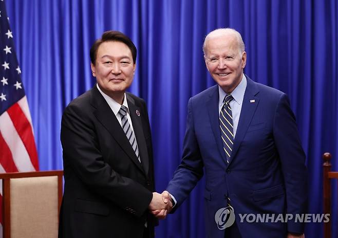 윤석열 대통령과 조 바이든 미국 대통령 [연합뉴스 자료 사진. 재판매 및 DB 금지]