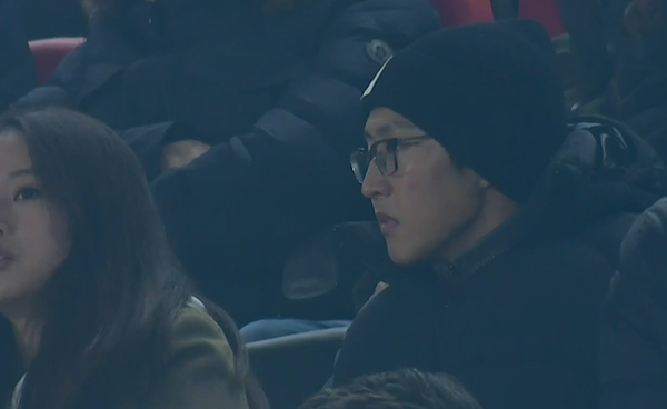 지난 1월 23일 경기장을 찾은 이강인(우측)과 누나 이정은 씨(좌측). 사진┃라리가 TV