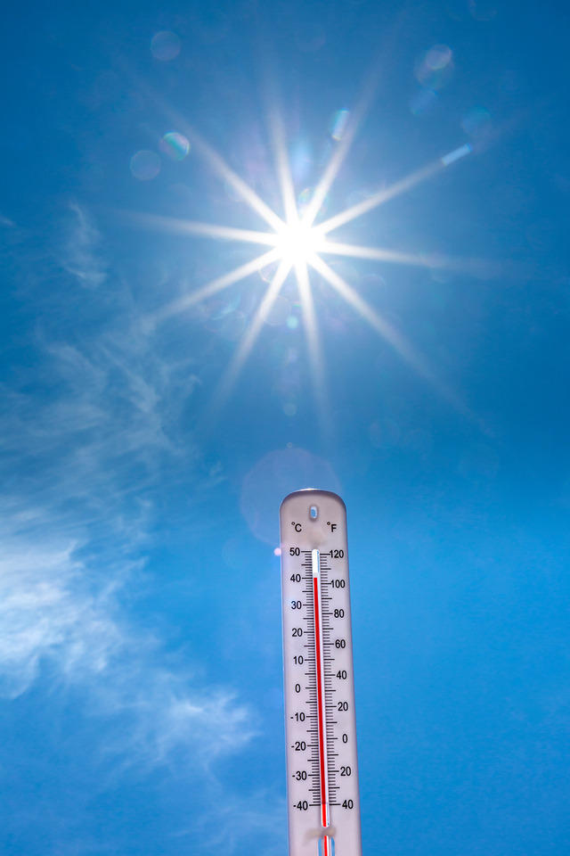 동남아시아와 서남아시아 국가에서 한낮 최고기온이 40℃를 오르내리는 불볕더위가 이어지고 있다. 이미지투데이