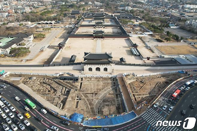사진은 광화문 월대 유적 전경. (문화재청 제공) 2023.4.25/뉴스1