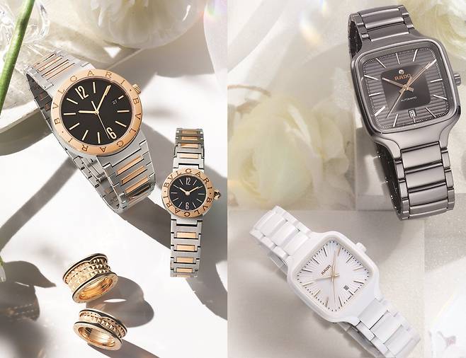 같은 디자인에 크기만 다른 시계는 커플 워치를 선택하는 클래식한 방법이다. 불가리의 '불가리 불가리' 워치 컬렉션과 라도의 '트루 스퀘어 3핸즈' 모델. 사진 김흥수