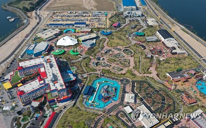 지난해 어린이날 개장한 춘천 레고랜드 [연합뉴스 자료사진]