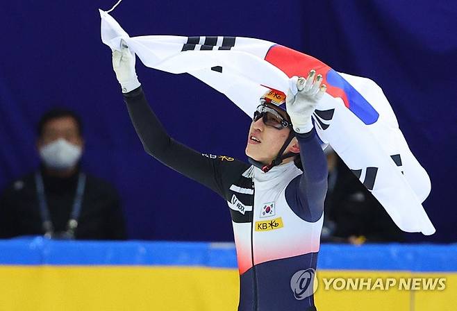 박지원, 남자 1000미터 우승 세계선수권대회 남자 1,000ｍ에서 우승한 쇼트트랙 남자부 간판 박지원 [연합뉴스 자료사진]