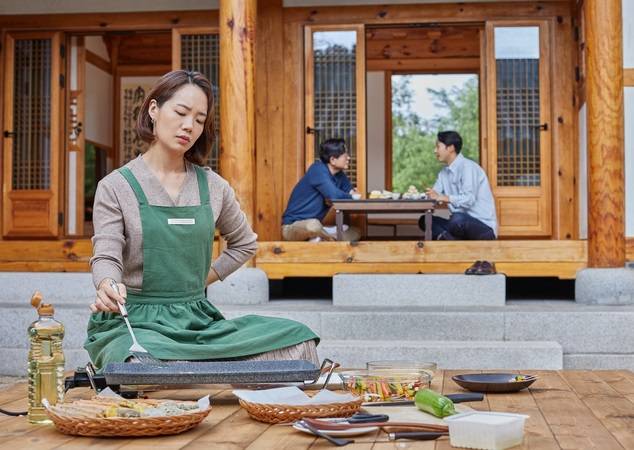 한국 여성이 이런저런 이유로 스트레스를 많이 받는 명절증후군. 스트레스가 유독 여성의 치매 위험을 높일 수 있다는 연구 결과가 나왔다. [사진=게티이미지뱅크]