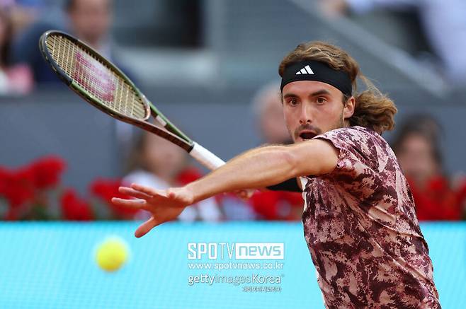 ▲ 2023 ATP 투어 마드리드 오픈에서 경기를 펼치는 스테파노스 치치파스