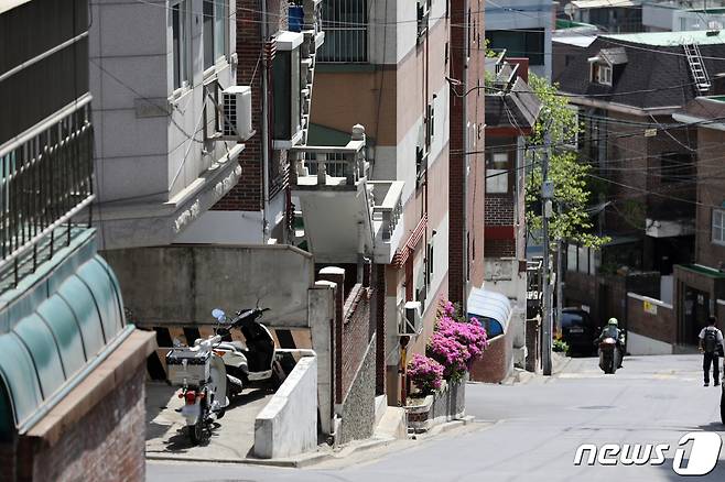 서울 강서구 화곡동의 빌라 밀집지역. 2023.4.21/뉴스1 ⓒ News1 이승배 기자