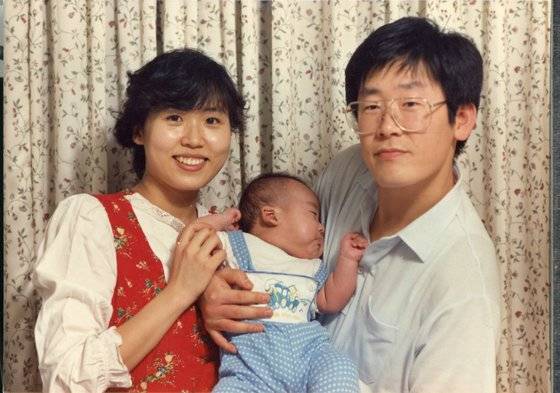 이재명의 신혼 시절. 중앙포토