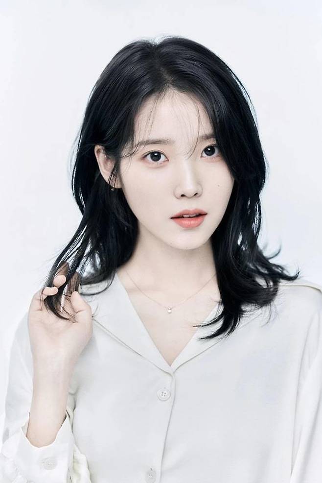 [서울=뉴시스] 가수 아이유(IU). 23.05.04. (사진=EDAM엔터테인먼트 제공) photo@newsis.com *재판매 및 DB 금지