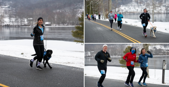 GEB 직원과 안내견들이 Lake Waramaug Polar Bear Run 경주에 참여해 겨울 호수 주변을 뛰고 있다. Guiding Eyes for the Blind 페이스북