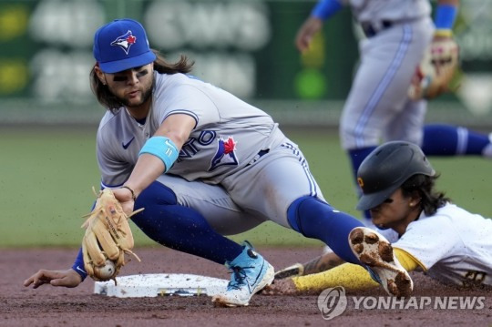 MLB 피츠버그 배지환, 토론토와의 경기서 시즌 14호 도루
[AP=연합뉴스]