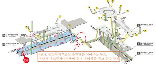 이수역 안내도. 유아차는 돌아가야 하는 환승 통로. [서울교통공사 사이버스테이션 캡처. 재판매 및 DB 금지]