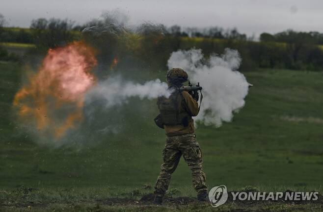 우크라이나군 대전차 로켓포 [AP 연합뉴스 자료사진. 재판매 및 DB 금지[