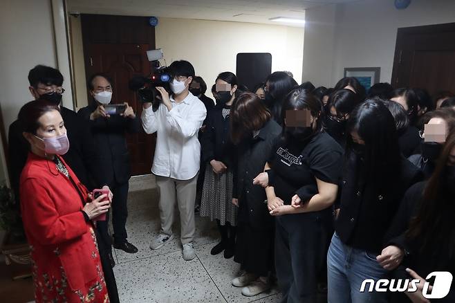 충청대학교 신임 총장 임용을 놓고 이 대학 교수회 등이 반발하는 모습./ 뉴스1