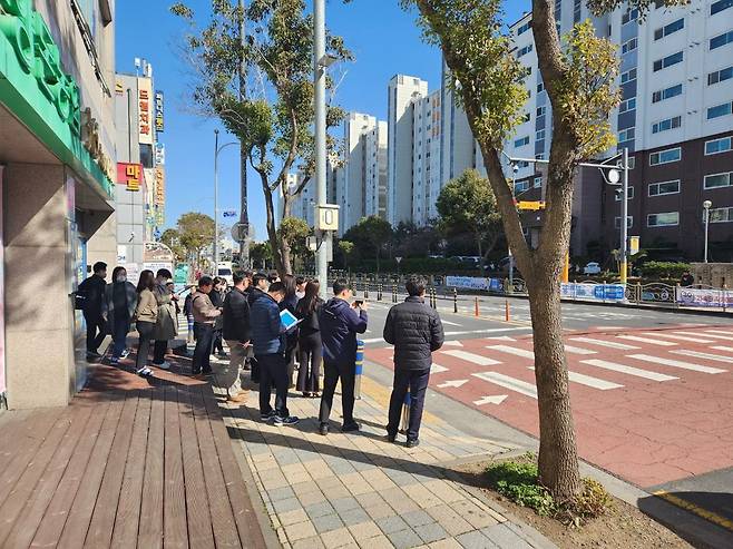 삼화초 앞 횡단보도 교통사고 발생 지역 합동점검 [제주도 자치경찰단 제공. 재판매 및 DB 금지]