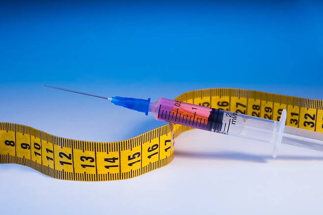 하루 한번 맞던 비만주사, 이제 일주일에 한번만 맞으면 되는 주사가 나왔다. 향후엔 먹는 알약으로도 나올 전망이다. 게티이미지