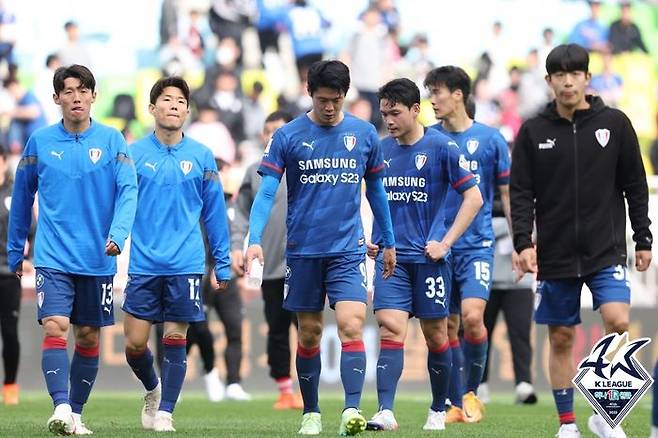 K리그1 최하위로 추락한 수원 삼성. ⓒ 한국프로축구연맹