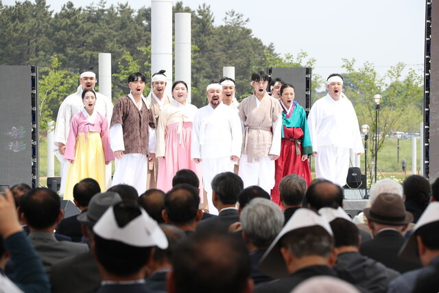 11일 오전 전북 정읍시 덕천면 동학농민혁명기념공원에서 제129주년 동학농민혁명 기념식이 열렸다. 독자 제공