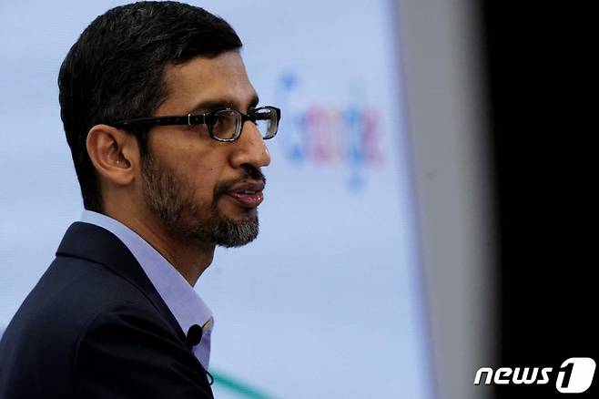 (브뤼셀 AFP=뉴스1) 김성식 기자 = 2020년 1월 순다르 피차이 알파벳 최고경영자(CEO)가 벨기에 브뤼셀에서 열린 회의에 참석해 발언하고 있다. 2020.1.20.   ⓒ AFP=뉴스1  Copyright (C) 뉴스1. All rights reserved. 무단 전재 및 재배포 금지.