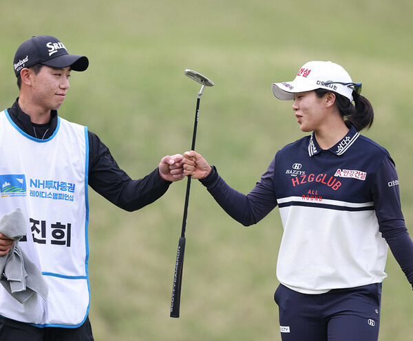 2023년 한국여자프로골프(KLPGA) 투어 NH투자증권 레이디스 챔피언십 우승 경쟁에 뛰어든 임진희 프로. 사진제공=KLPGA