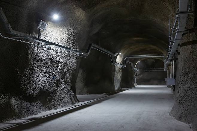 강원 정선에 있는 예미랩의 모습. 암흑물질의 후보 중 하나인 윔프를 찾는 실험이 올해 시작될 전망이다. /기초과학연구원