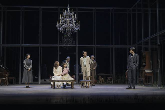 A scene from "The Cherry Orchard" (NTCK)