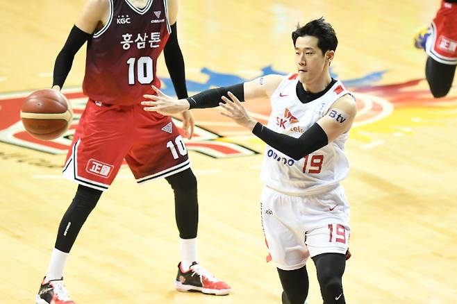 안양 KGC인삼공사로 이적하는 최성원. KBL