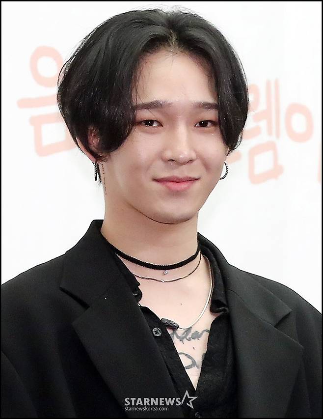 가수 남태현, 장재인이 29일 오후 서울 마포구 상암동 스탠포드호텔에서 진행된 tvN 예능프로그램 '작업실' 제작발표회에 참석하고 있다.  '작업실'은 열 명의 청춘 남녀 뮤지션들이 함께 생활하며 일어나는 이야기를 담은 리얼리티 프로그램으로 오는 5월 1일 첫 방송된다. /사진=김창현 기자 chmt@