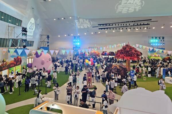- 지난달&nbsp; 메이플스토리 20주년 팬 페스트에는 많은 관람객이 몰리며 성황리에 마무리됐다&nbsp;