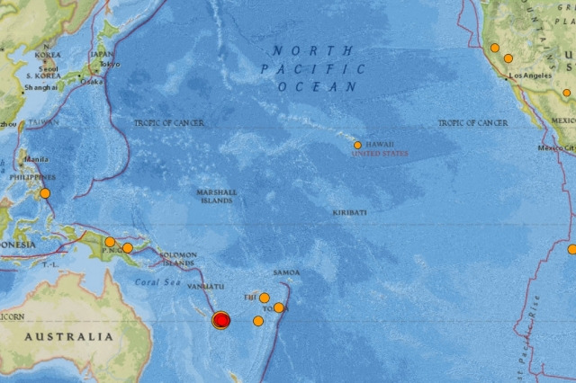 미국 지질조사국(USGS)은 19일 오후 1시57분(한국시간)쯤 누벨칼레도니 로열티제도 인근 바다(붉은색 점)에서 규모 7.7의 강진이 발생했다고 밝혔다. USGS 홈페이지