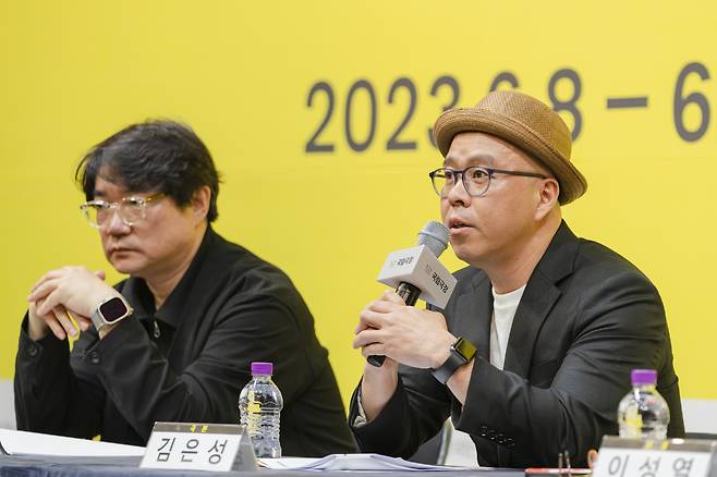 국립창극단 ‘베니스의 상인들’ 작곡가 원일, 작가 김은성(왼쪽부터) [국립창극단 제공]