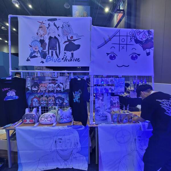 - 쭐어 작가가 참여한 부스 '히나 이마에 틱택톡 하기'