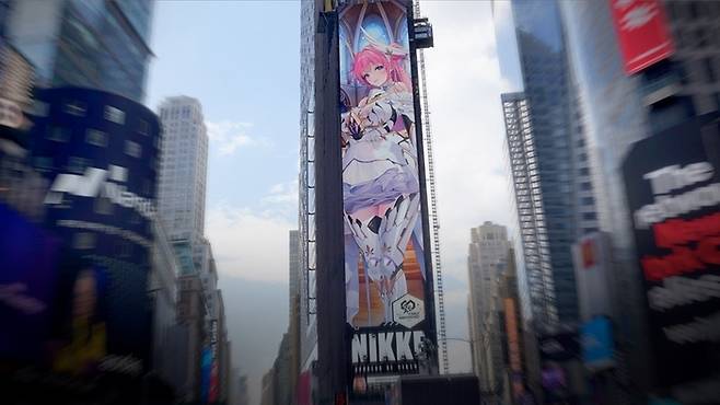 지난 4월 미국 뉴욕 타임 스퀘어에서 진행된 ‘승리의 여신: 니케’ 대형 옥외광고