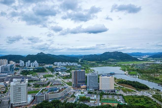 세종시 호수공원 인근 풍경/사진=언스플래쉬