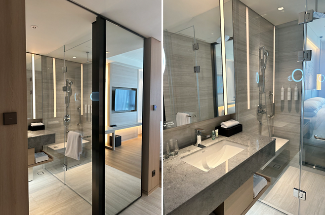 디럭스룸 욕실 모습