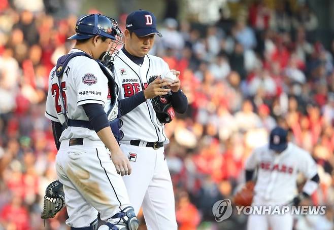 장원준이 2회에만 4실점 했다. 통산 130승 도전이 험난하다.