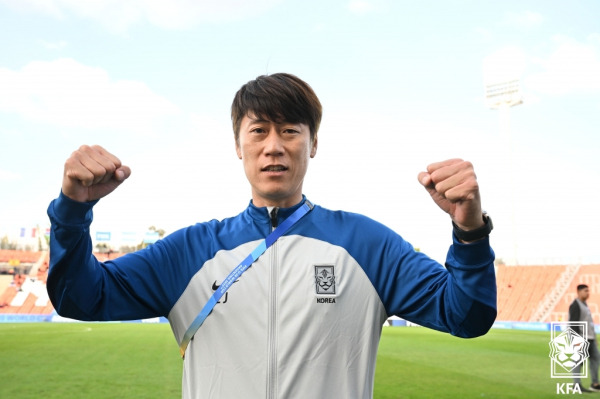 프랑스전 승리를 이끈 김은중 U-20 축구대표팀 감독.(사진=KFA)