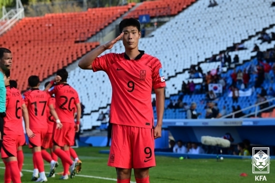 프랑스를 무너뜨린 추가골, 환상 헤더의 주인공은 이영준이었다. 사진=대한축구협회 제공