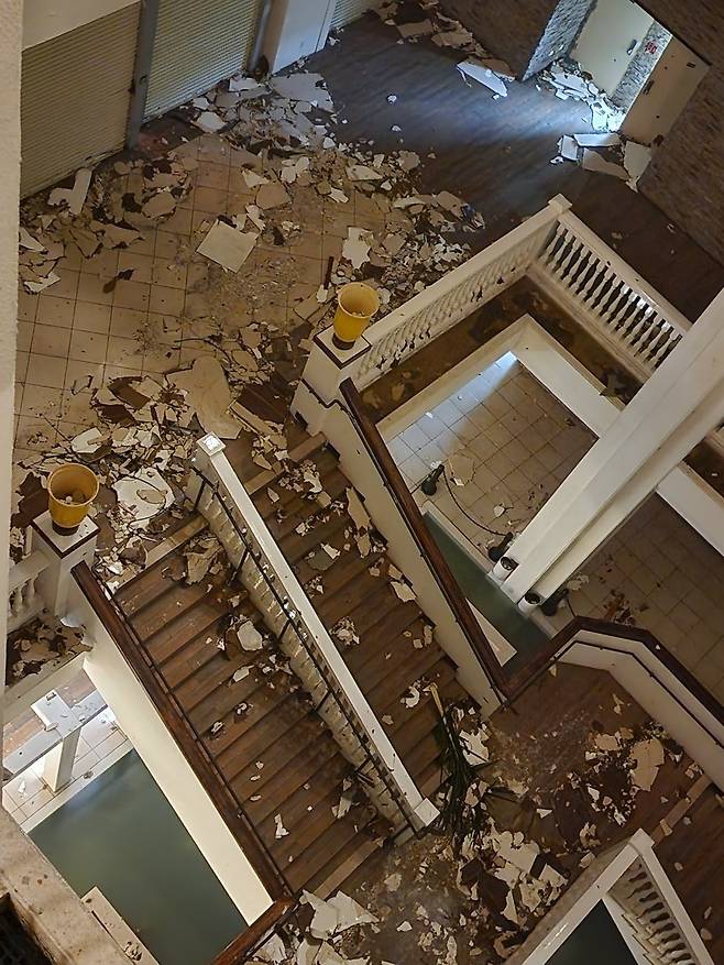 The photo shows a hotel in Guam destroyed by the effects of Super typhoon Mawar, Wednesday. (Twitter)