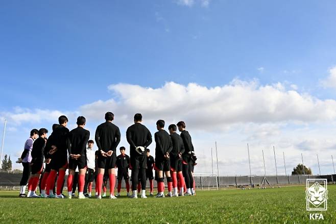 한국 20세 이하(U-20) 대표팀이 2023 국제축구연맹(FIFA) U-20 월드컵 16강 진출 조기확정에 도전한다. 사진은 온두라스전을 앞두고 훈련하고 있는 U-20 대표팀의 모습. /사진=대한축구협회 제공