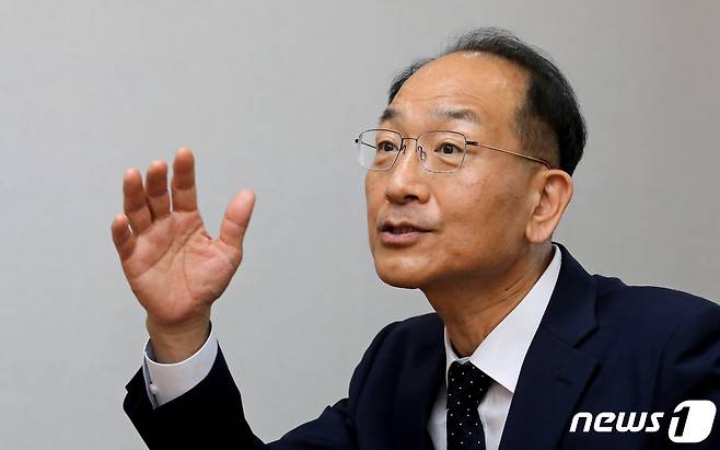 이성해 국토교통부 대도시권광역교통위원회 위원장이 16일 서울 중구 국토발전전시관에서 뉴스1과 인터뷰 하고 있다. 2023.5.16/뉴스1 ⓒ News1 장수영 기자