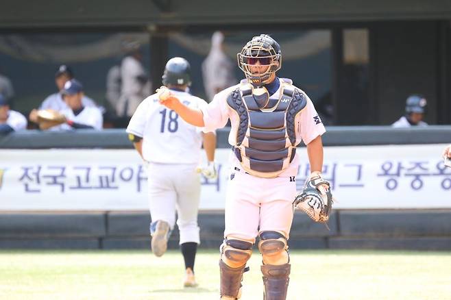 LG는 김범석이 포수로 크길 바라고 있다. (사진 = 전상일 기자)